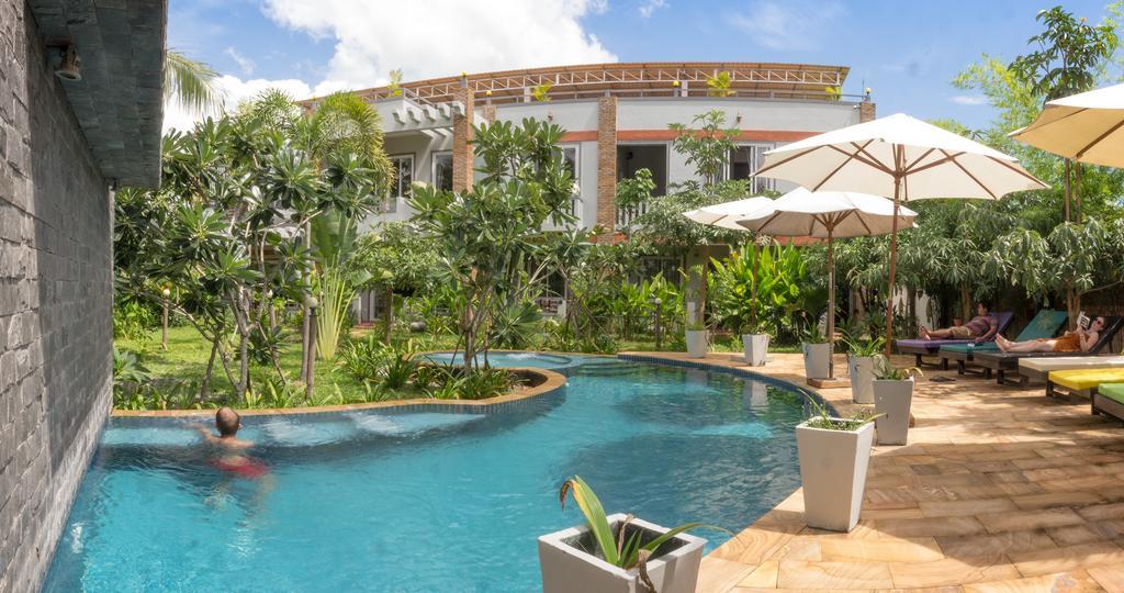 Hak Boutique Hotel Siem Reap Exterior photo
